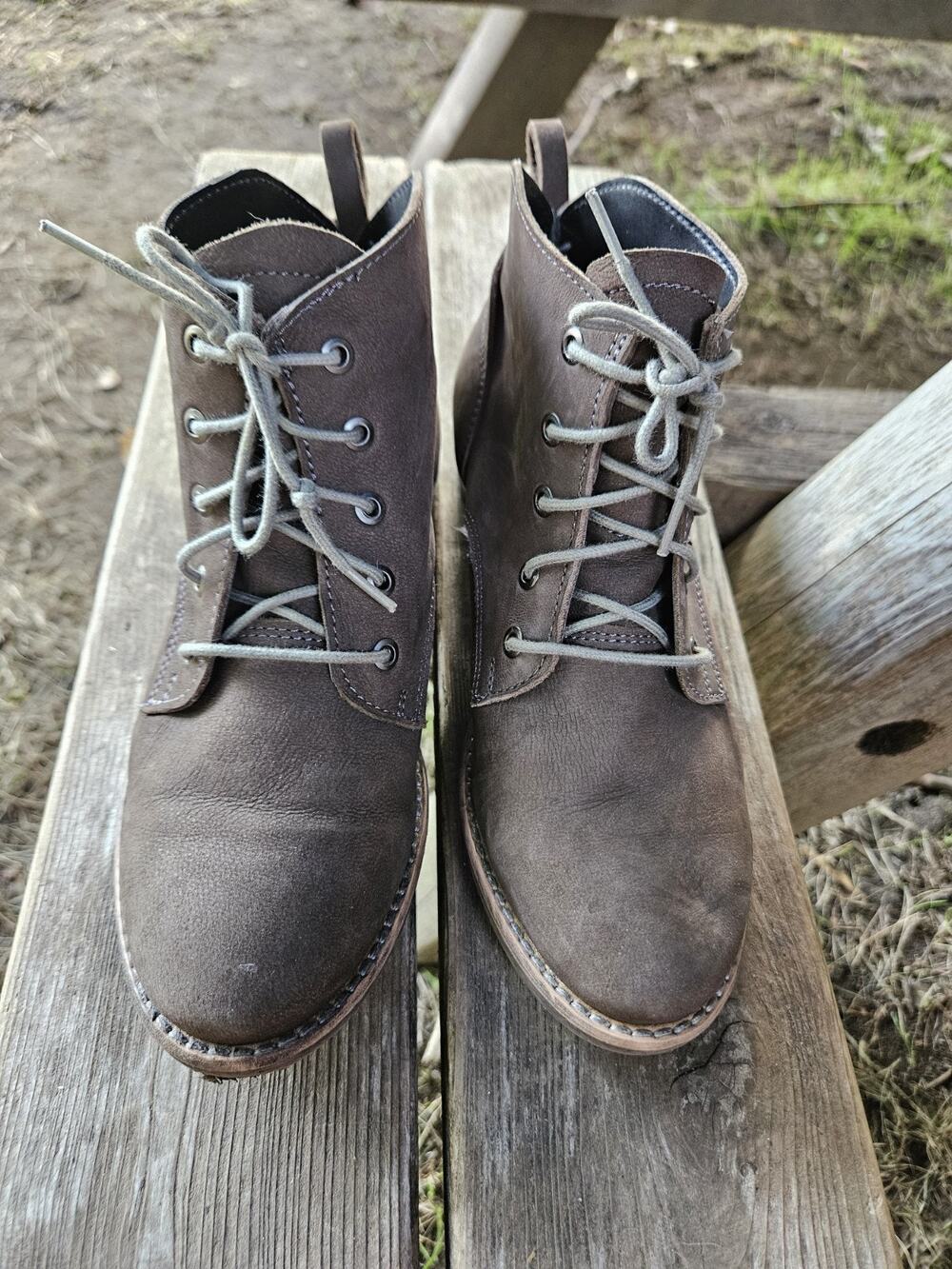 DIBA Soft Suede Leather Lace Up Womens Boots BOOTIES Size 6 Bown
